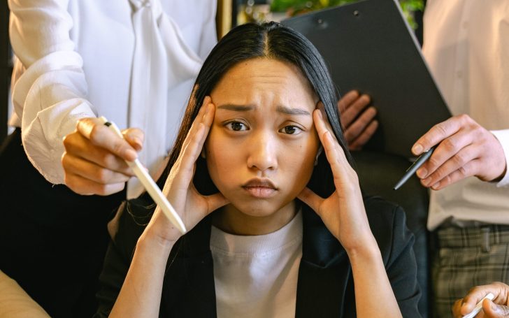 Employee feeling the pressure in the office